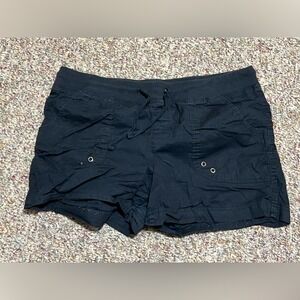 Dash Black‎ shorts Women's size large, POCKETS, BLACK